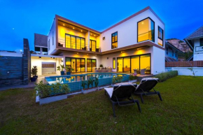 Beachside Pool Villa - Eco Lux Home at Khao Takiab